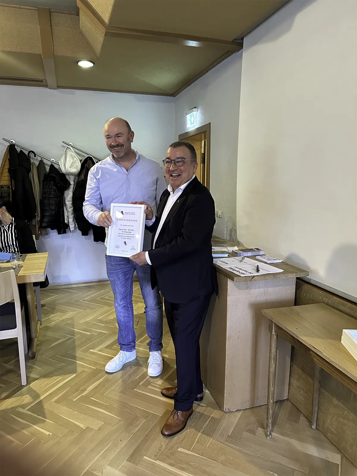 Urkunde für 50-jährige Mitgliedschaft von Fliesen Wein - TILE TEC -