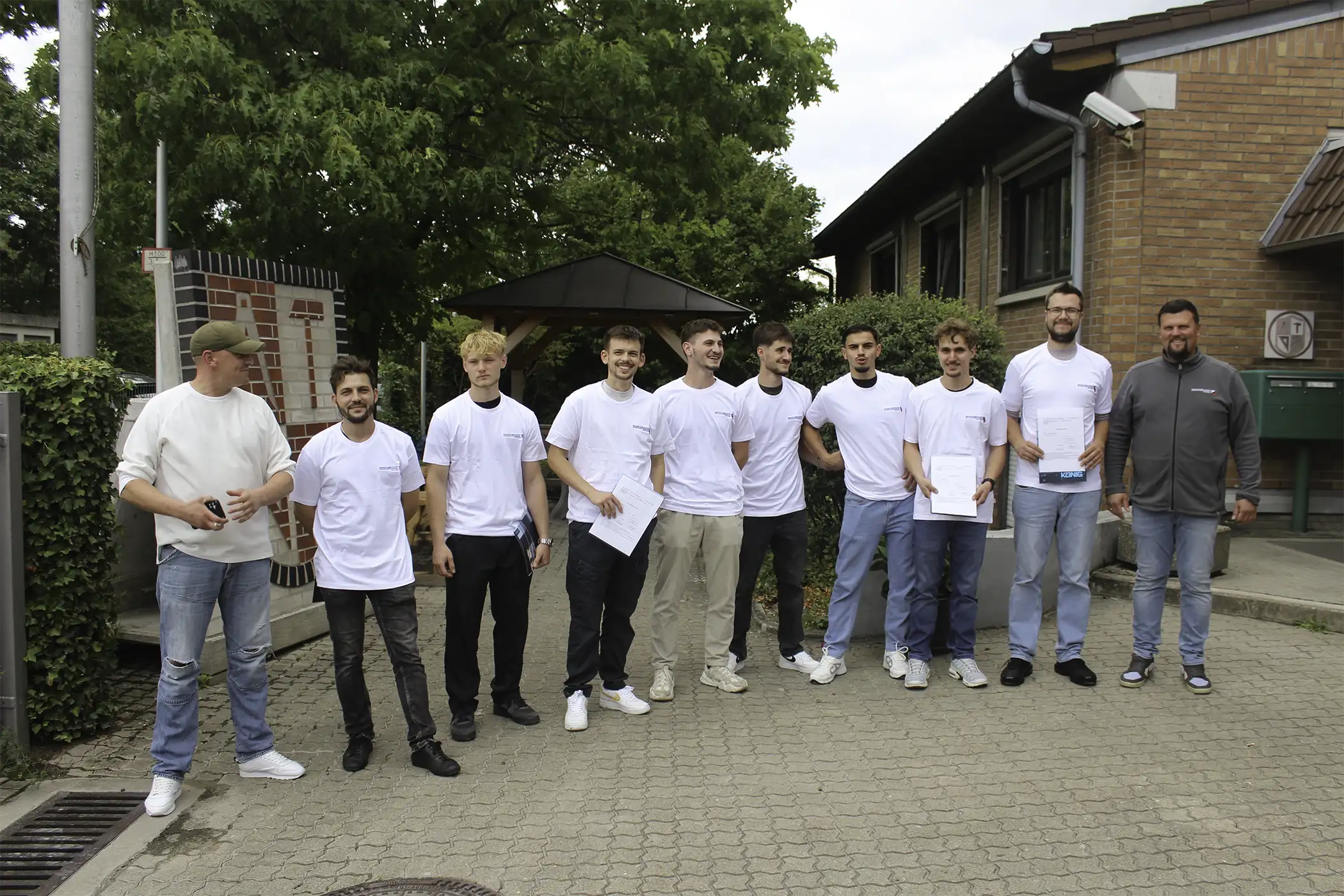 2025-07-30-lehrabschlussfeier-bauinnung-bildungszentrum-03