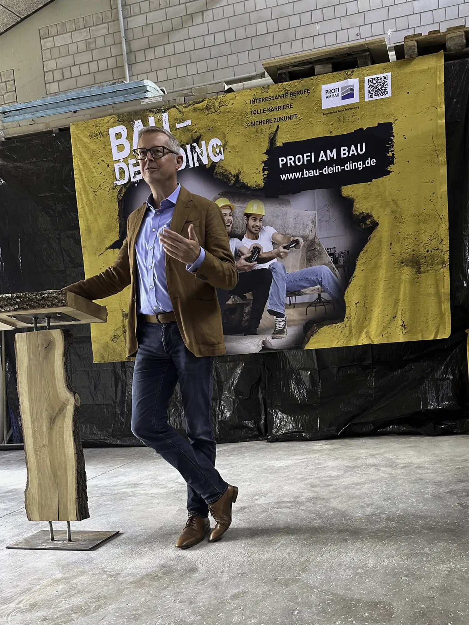 2025-07-30-lehrabschlussfeier-bauinnung-bildungszentrum-10