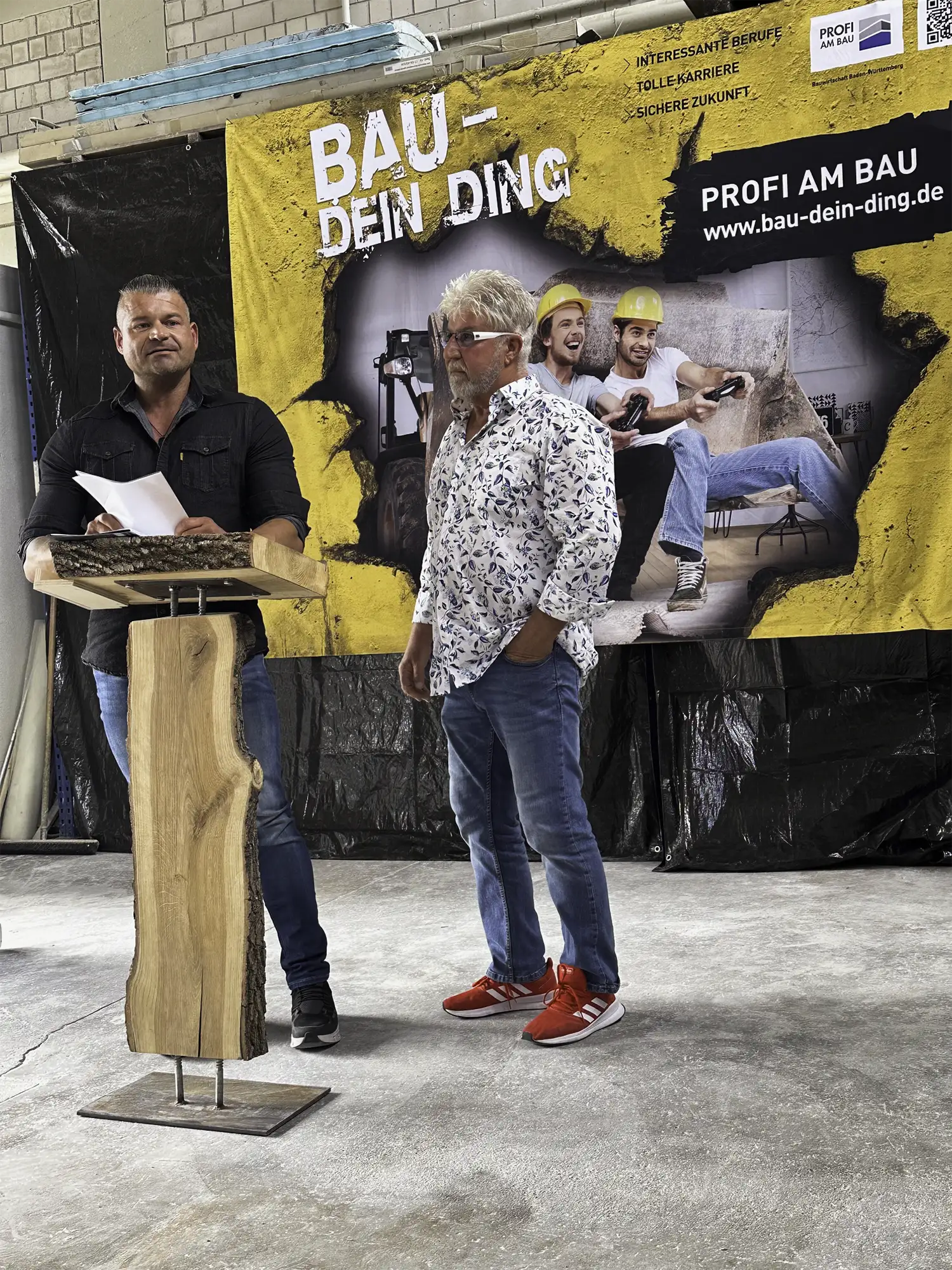 2025-07-30-lehrabschlussfeier-bauinnung-bildungszentrum-12