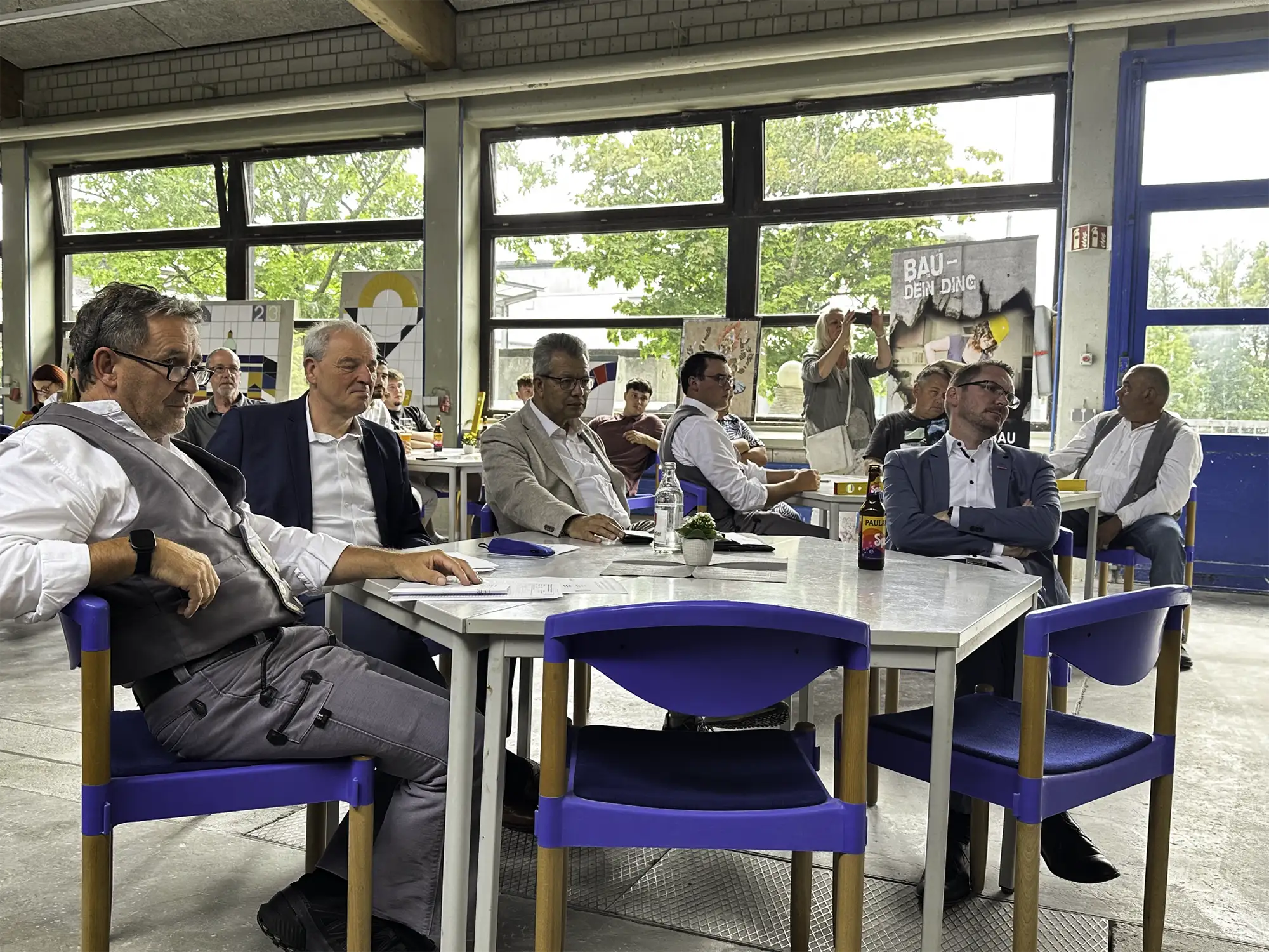 2025-07-30-lehrabschlussfeier-bauinnung-bildungszentrum-13